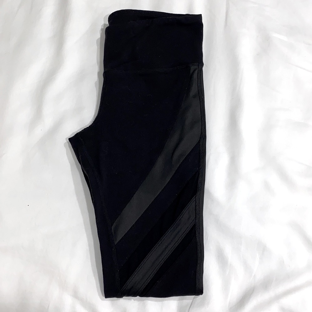 ALO Yoga Leggings Mesh Detail Activewear Pants